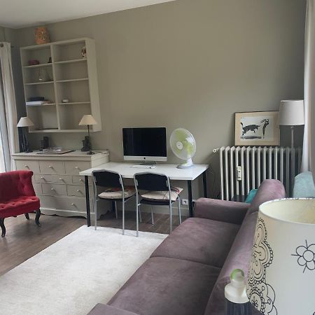 Porte Maillot-Charming And Calm Studio At Neuilly Kültér fotó