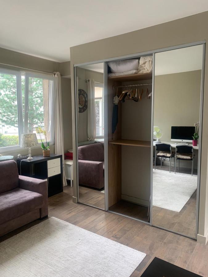 Porte Maillot-Charming And Calm Studio At Neuilly Kültér fotó