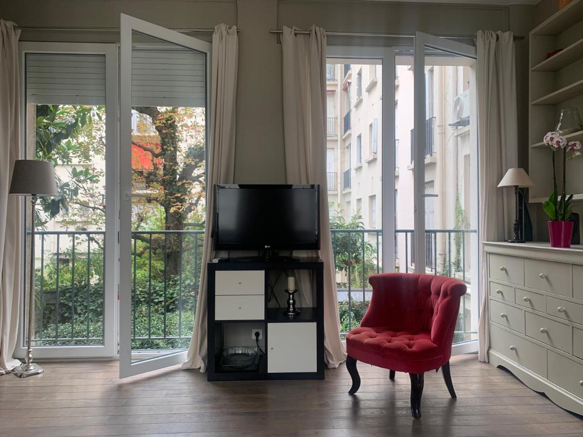 Porte Maillot-Charming And Calm Studio At Neuilly Kültér fotó